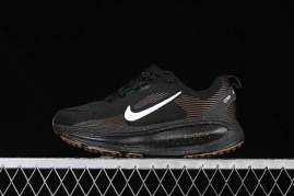 Picture of Nike Vomero 18 _SKUfw20850874076296227fw